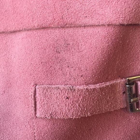 Pink - Picture 3 of 3